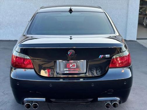 2006 BMW M5 Base