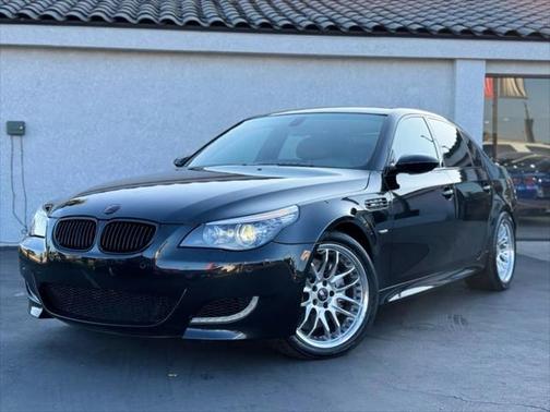 2006 BMW M5 Base