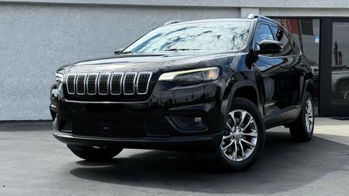 Diamond Black Crystal Pearlcoat 2021 Jeep Cherokee Latitude Plus