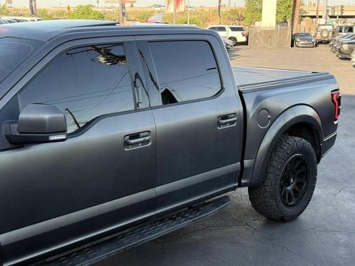 Magnetic 2017 Ford F-150 Raptor