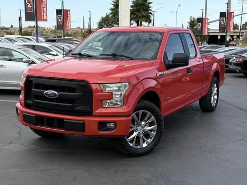 Race Red 2016 Ford F-150 XL