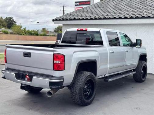 2018 GMC Sierra 2500 Denali