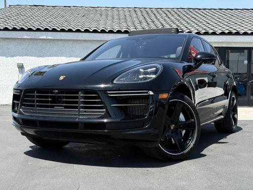 Black 2020 Porsche Macan Macan Turbo