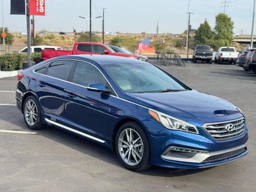 2017 Hyundai SONATA Sport 2.0T