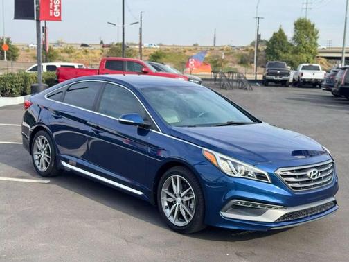 2017 Hyundai SONATA Sport 2.0T