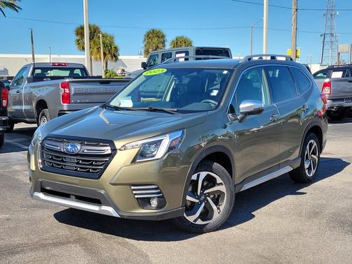 2023 Subaru Forester Touring