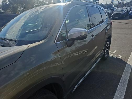 2023 Subaru Forester Touring