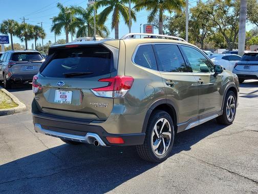 2023 Subaru Forester Touring