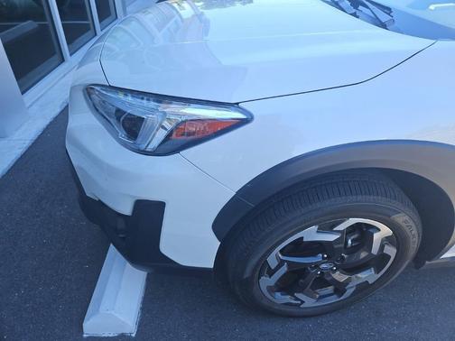 Crystal White Pearl 2023 Subaru Crosstrek Limited