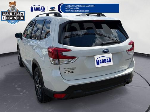 Crystal White Pearl 2023 Subaru Forester Limited