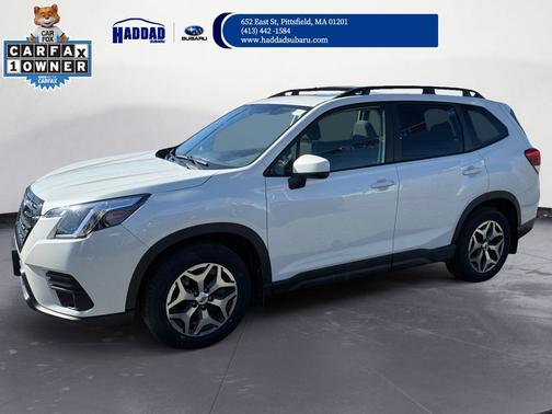 Crystal White Pearl 2023 Subaru Forester Premium