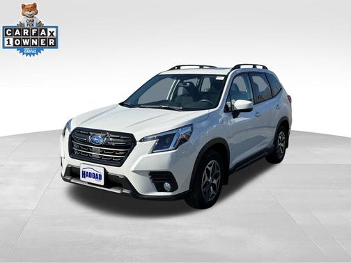 Crystal White Pearl 2023 Subaru Forester Premium