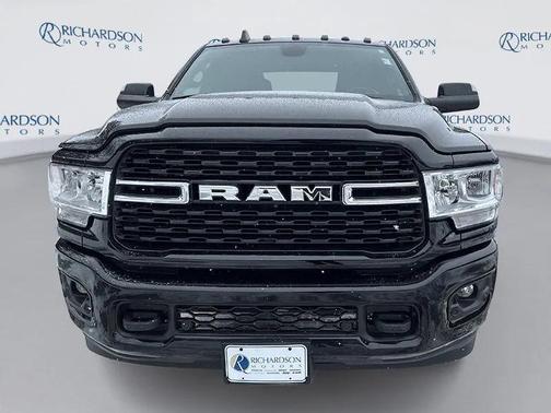 2022 RAM 2500 Big Horn Crew Cab 4x4 6'4' Box