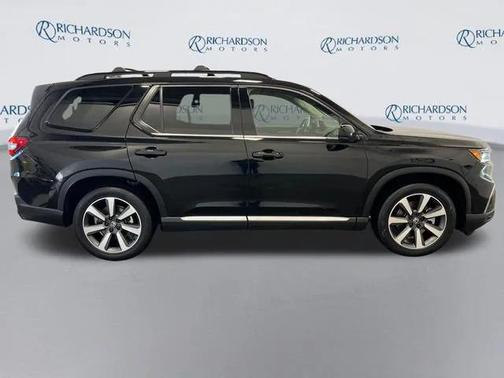 2023 Honda Pilot AWD Elite