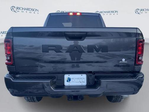 2026 RAM 2500 Big Horn Crew Cab 4x4 6'4' Box