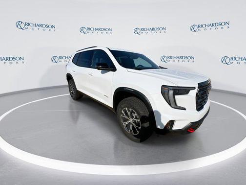 2025 GMC Acadia AWD AT4