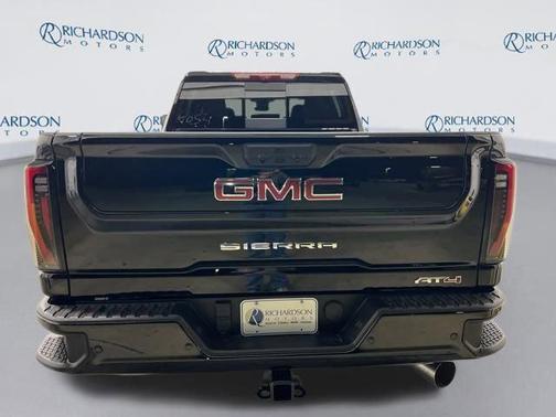 2026 GMC Sierra 2500 AT4