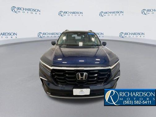 2023 Honda Pilot AWD Elite