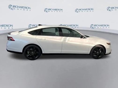 Platinum White Pearl 2026 Honda Accord Hybrid Sport-L