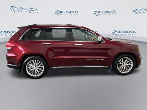 2017 Jeep Grand Cherokee Summit