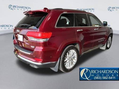 2017 Jeep Grand Cherokee Summit
