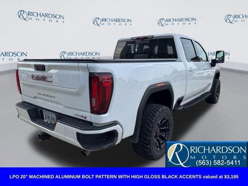 2022 GMC Sierra 2500 AT4