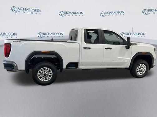 2026 GMC Sierra 2500 Base
