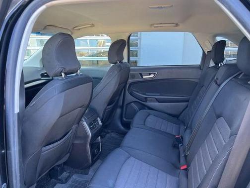 SHADOW BLACK 2017 Ford Edge SE