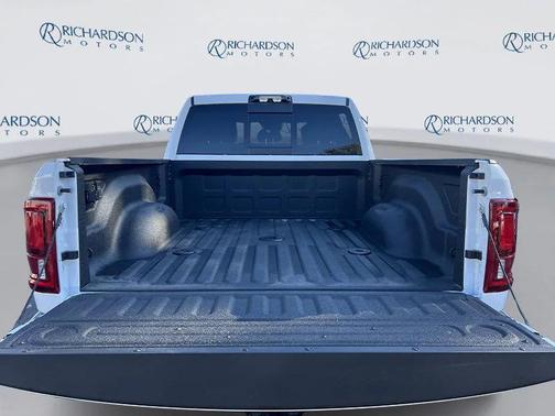 2026 RAM 2500 Laramie Crew Cab 4x4 6'4' Box