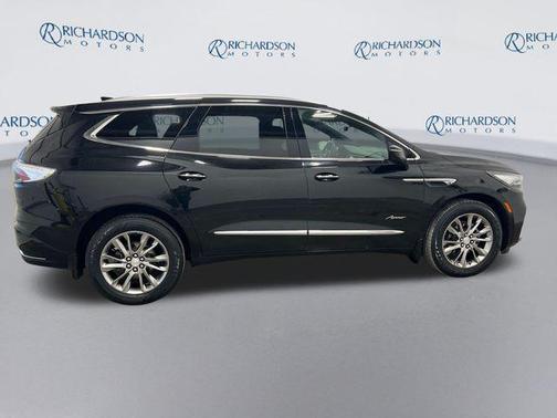 2022 Buick Enclave AWD Avenir