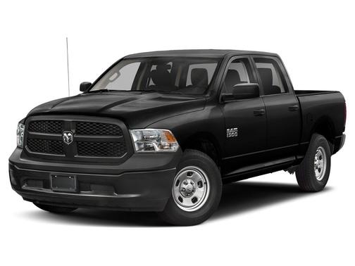 Diamond Black Crystal Pearlcoat 2023 RAM 1500 Classic Express
