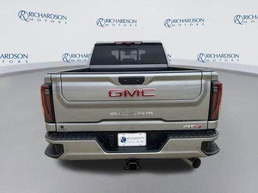 2026 GMC Sierra 2500 AT4