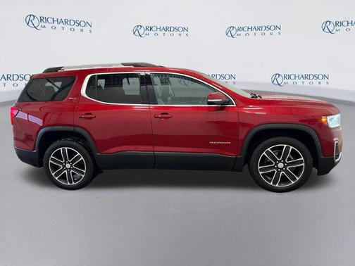 2023 GMC Acadia AWD SLT