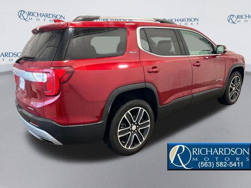2023 GMC Acadia AWD SLT