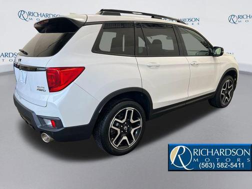 Platinum White 2023 Honda Passport AWD Elite