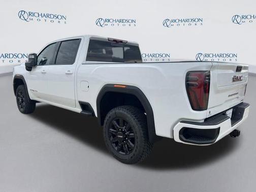 2026 GMC Sierra 2500 AT4