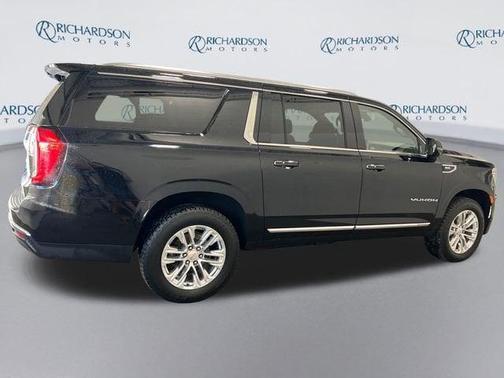 Onyx Black 2021 GMC Yukon XL SLT