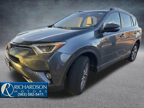 2017 Toyota RAV4 Hybrid XLE