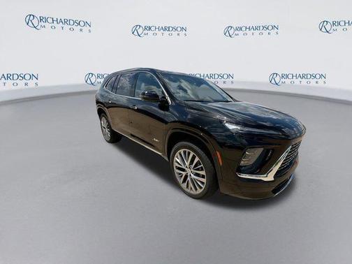 2025 Buick Enclave Avenir FWD