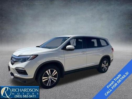 White Diamond Pearl 2017 Honda Pilot EX