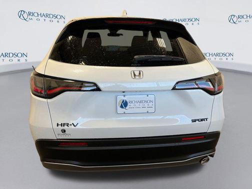 Platinum White Pearl 2026 Honda HR-V AWD Sport