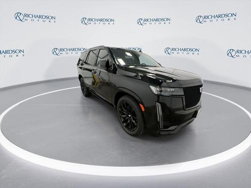 2022 Cadillac Escalade Sport