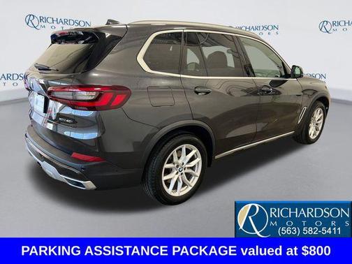 Dark Graphite Metallic 2022 BMW X5 xDrive40i