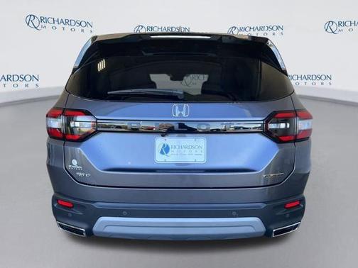 2025 Honda Pilot Touring 8-Passenger