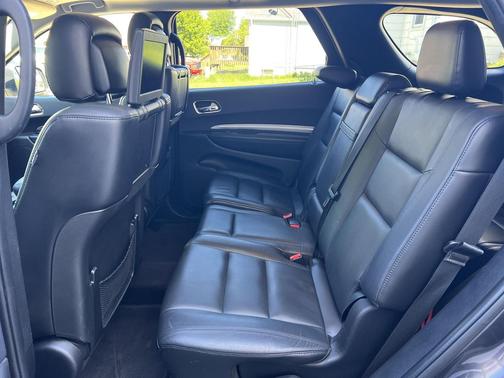 Granite Crystal Metallic 2017 Dodge Durango GT