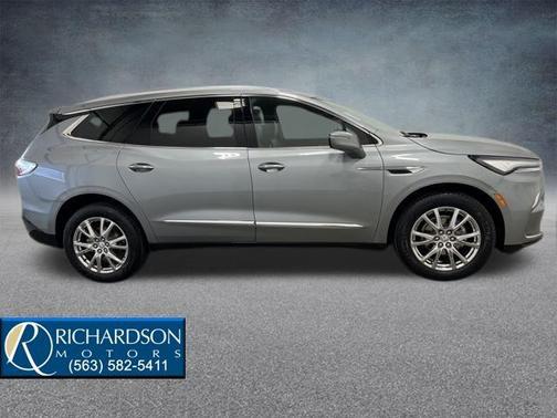 2023 Buick Enclave Premium AWD