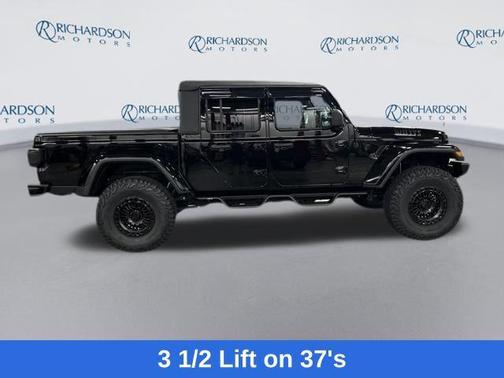 2022 Jeep Gladiator Willys 4x4