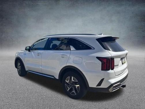 Snow White Pearl 2021 Kia Sorento Hybrid EX