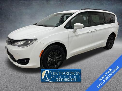 2020 Chrysler Pacifica L