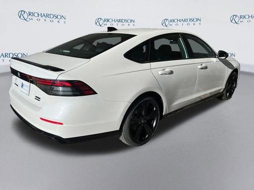 Platinum White Pearl 2026 Honda Accord Hybrid Sport-L